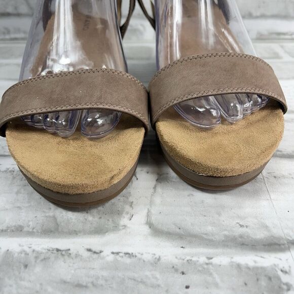 Lucky Brand Kanoa Women's Size 8.5 Tan Leather Wedge Ankle Strap Sandal - Picture 4 of 12